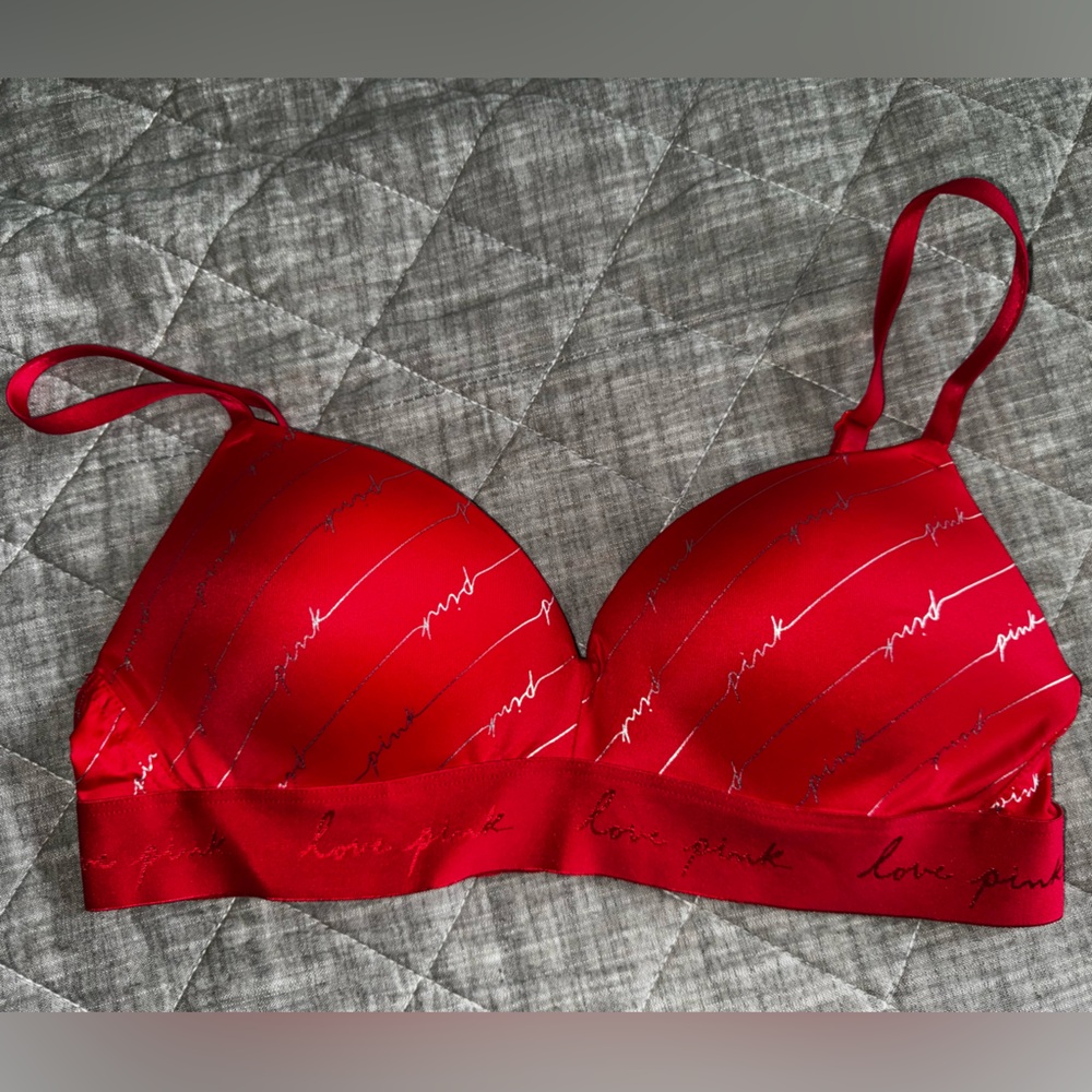 PINK Victoria's Secret Red Wear Everywhere Wireless Push-up